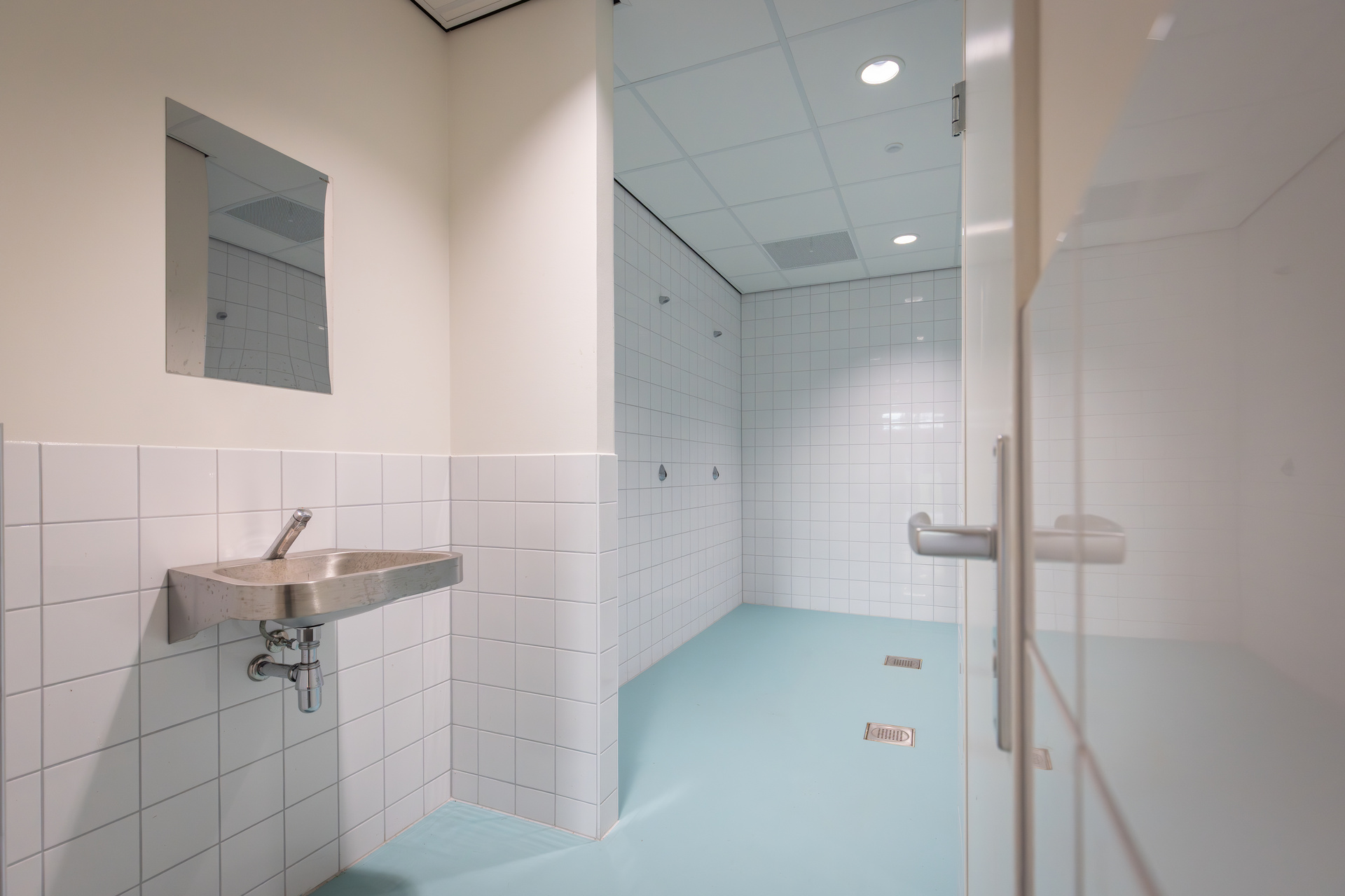 Kleedkamercomplex voetbalvereniging HDV in Den Haag