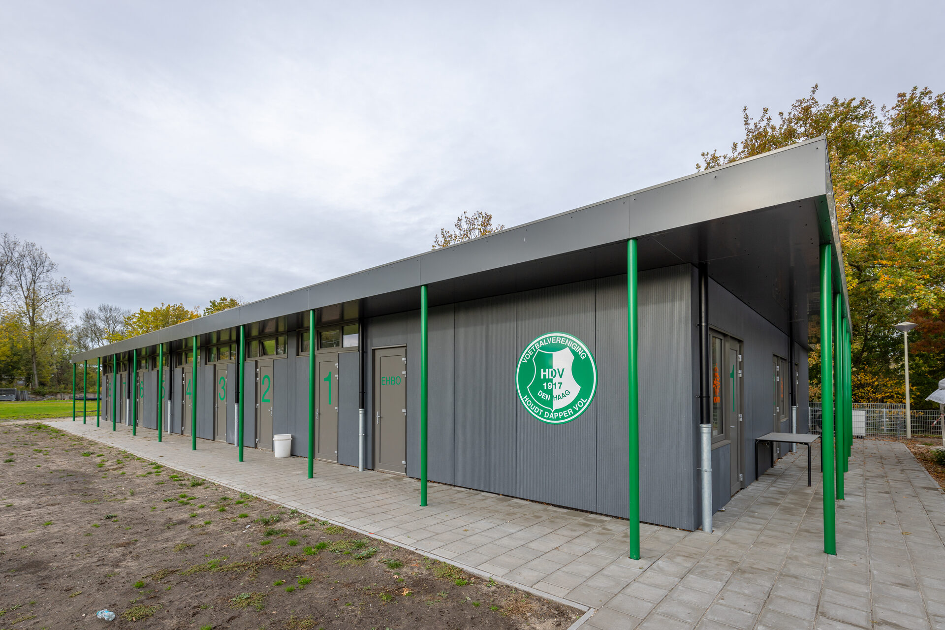 Kleedkamercomplex voetbalvereniging HDV in Den Haag