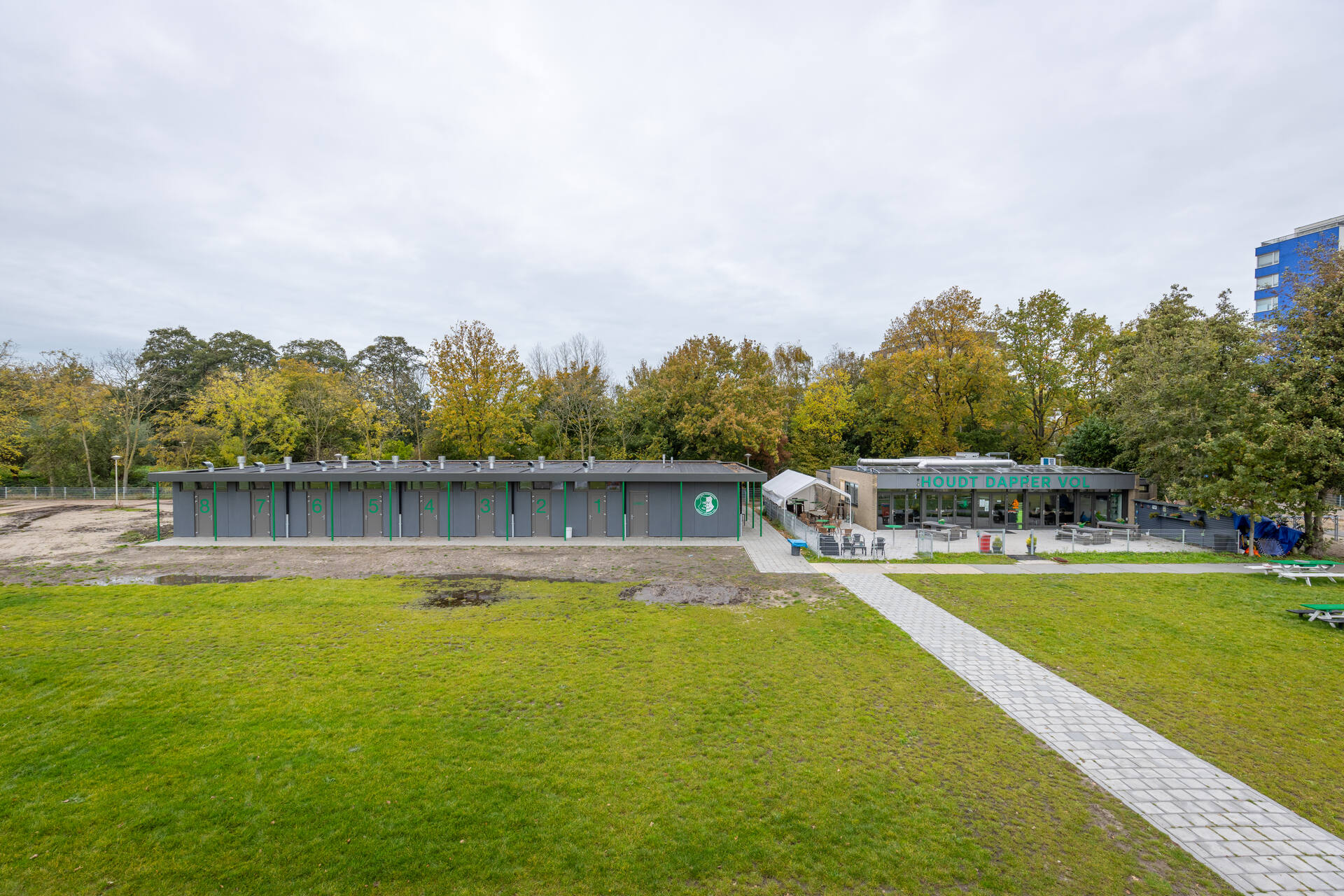 Kleedkamercomplex voetbalvereniging HDV in Den Haag