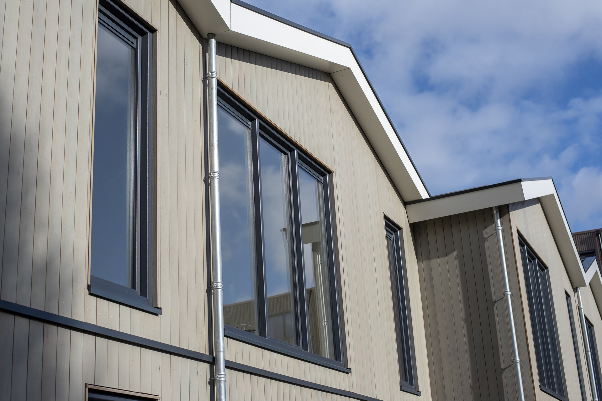 10 flexwoningen op tijdelijke locatie in Oosterbeek - Van den Nagel Modulaire Bouw