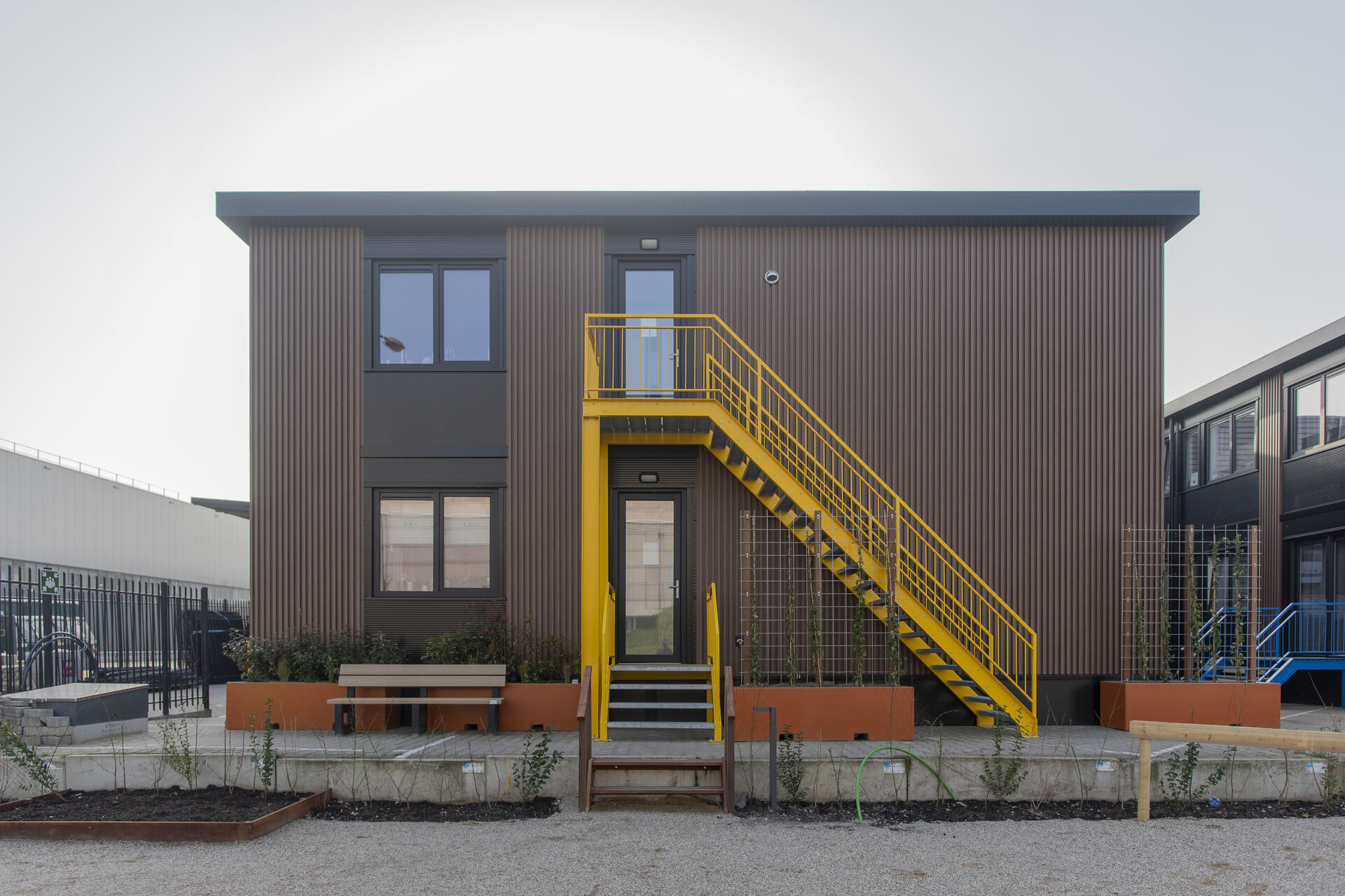 Tijdelijke woonlocatie voor Gemeente Ouderkerk aan de Amstel - Van den Nagel Modulaire Bouw