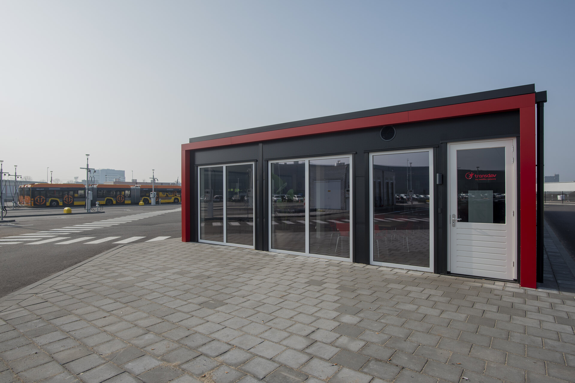 Modulair kantoorgebouw voor Transdev - Van den Nagel Modulaire Bouw